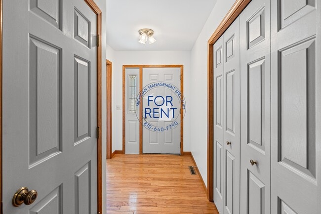 Photo - 3263 Silverwood Dr