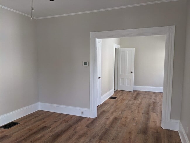 Photo - 56 Clayton St