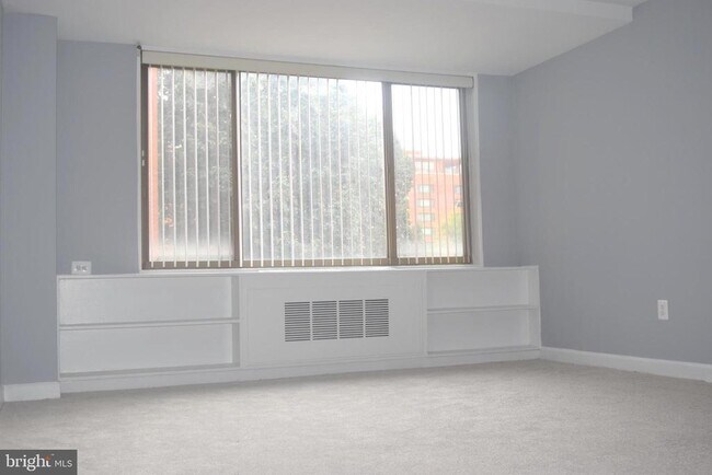 Photo - 1121 Arlington Blvd Unidad 448