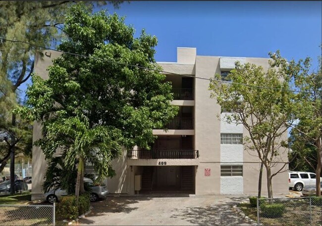 Photo - 409 SW 8th Ave