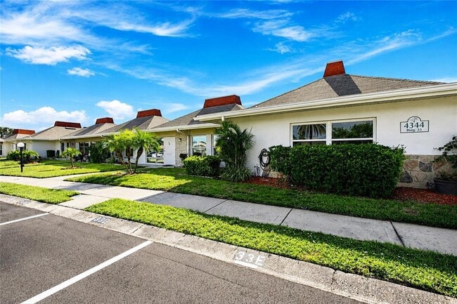 Photo - 4344 Tahitian Gardens Cir Unidad D