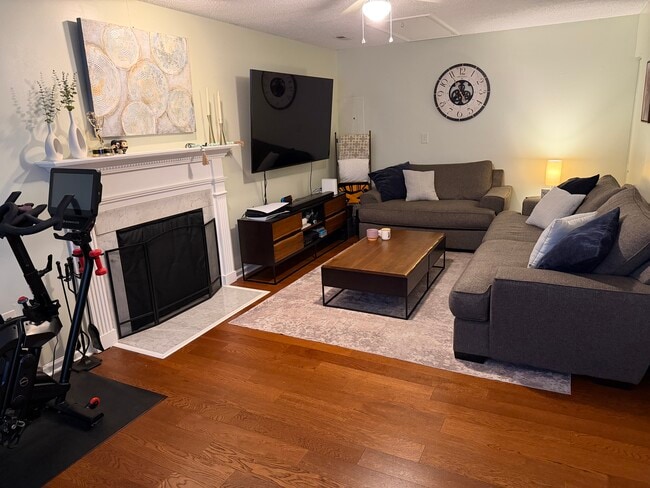 Photo - 8731 Stoneface Rd