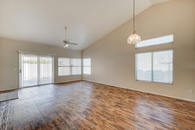 Photo - AVAILABLE NOW!!!!!