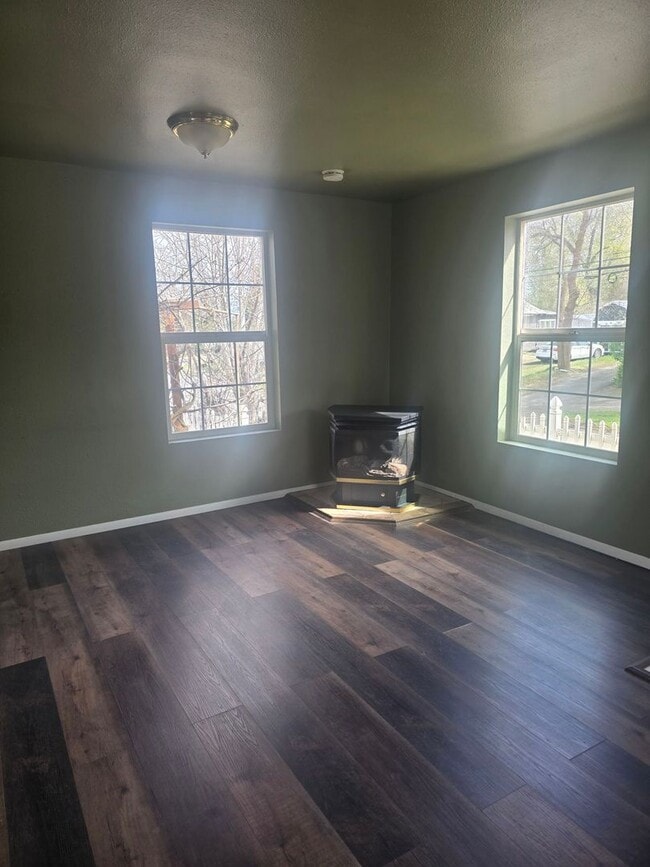 Photo - 3 Bedroom 1 Bathroom Home