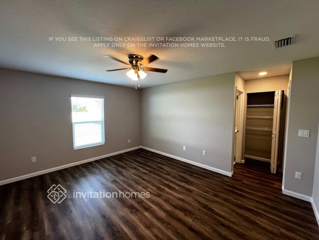 Photo - 1109 SW Khan Dr