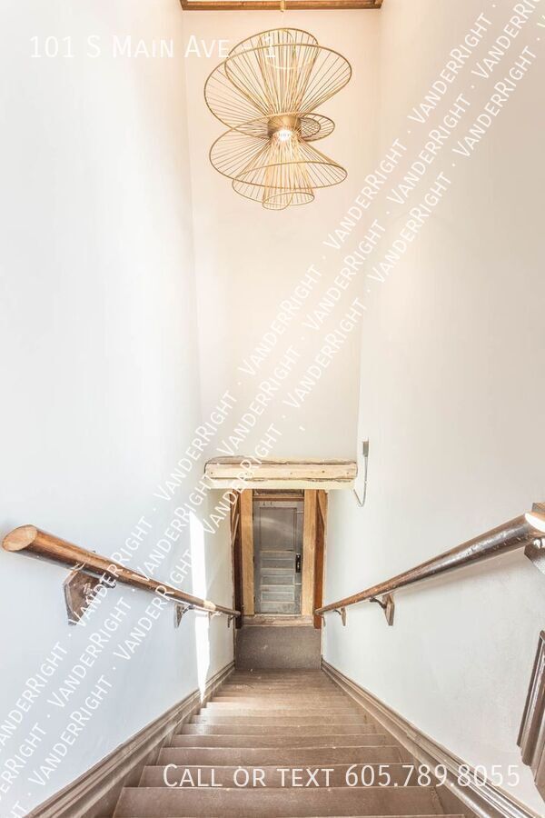 Photo - 101 S Main Ave Unidad 1