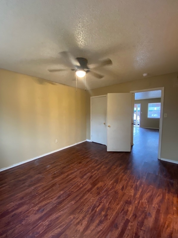 Photo - 514 S Bois D Arc Ave