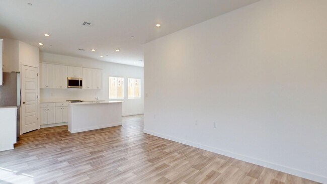 Photo - 3249 Carambola Ave