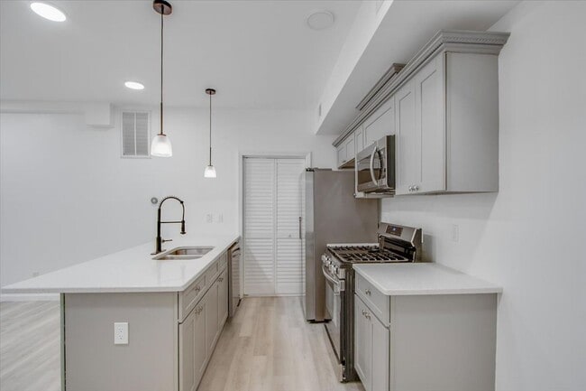 Photo - 500 S 18th St Unidad Apt 1