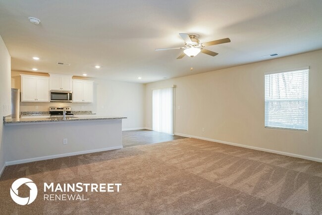 Photo - 541 Gusty Ln