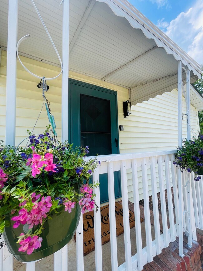 Photo - 218 Fernleaf Dr