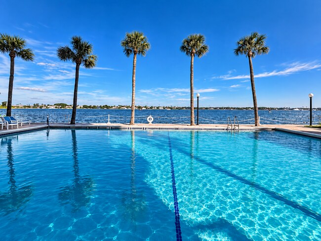 2600 N Flagler Dr Unit 102