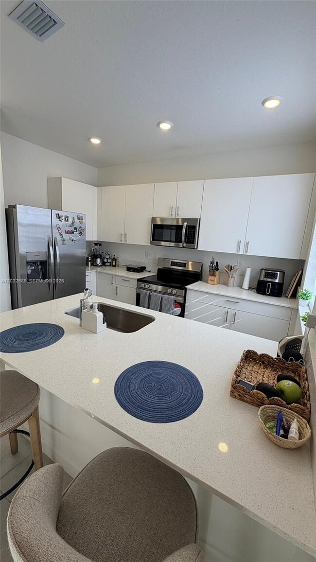 2424 SE 29th St