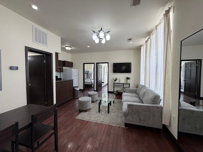 207 N 11th St Unit 301