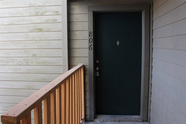 Photo - 16111 Aspenglen Dr Unit 806