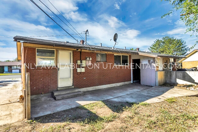 Photo - 1186 W 300 N