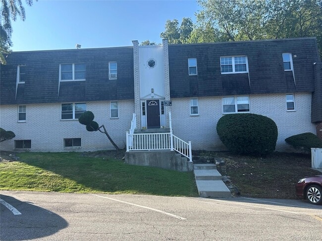 Building Photo - 21 Crescent Dr Unit 82 Rental