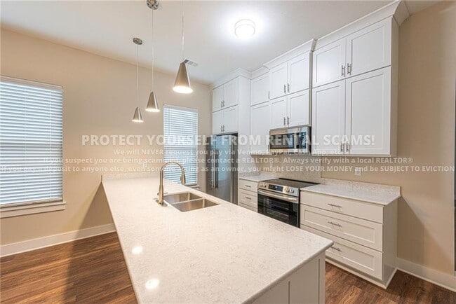 Photo - 101 S Hill Ave