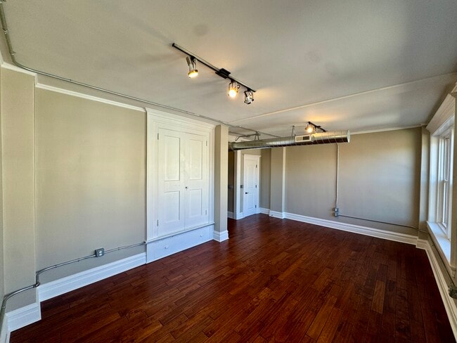 Photo - 92 S Main St Unidad 301