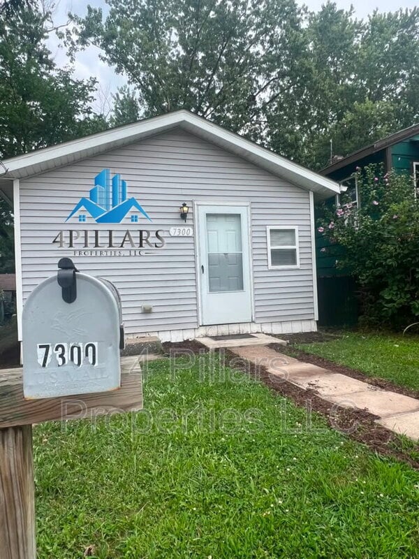 Photo - 7300 W 128th Pl