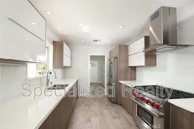 Photo - 1640 Cumberland Terrace