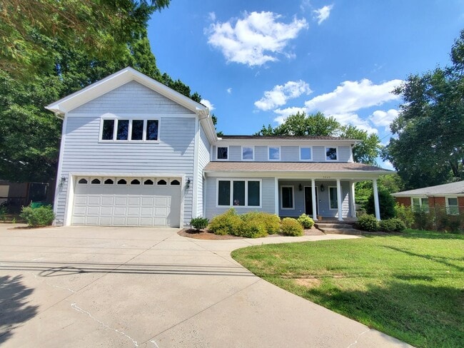 Building Photo - COMING SOON! Executive 4BR Home Featuring 4.5 Baths & Walk-In Closets