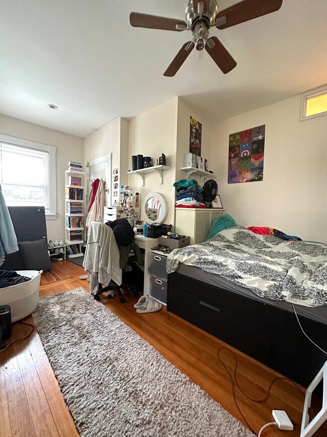 Photo - 11 Henshaw St Unit 1