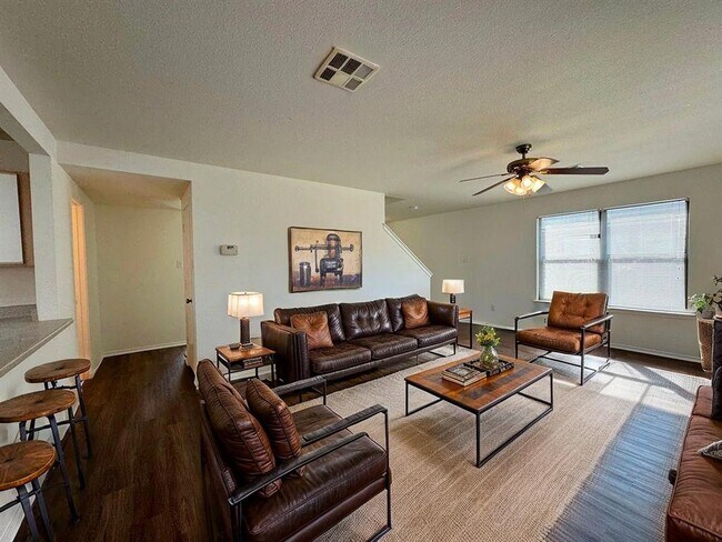 Photo - 2013 Rim Rock Dr