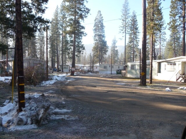 Photo - Claremont Mobile Village Apartments