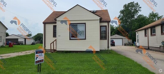 Building Photo - 25117 Malvina Ave Rental