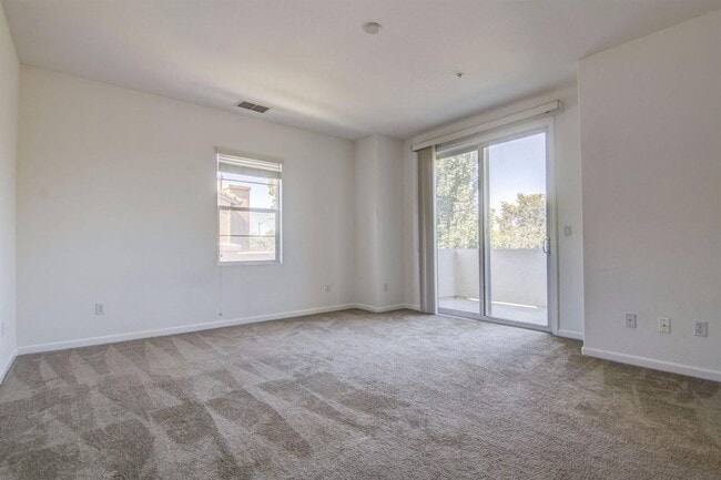 Photo - Beautiful 4 Bedroom, 2.5 Bath Condo for Rent in Elk Grove