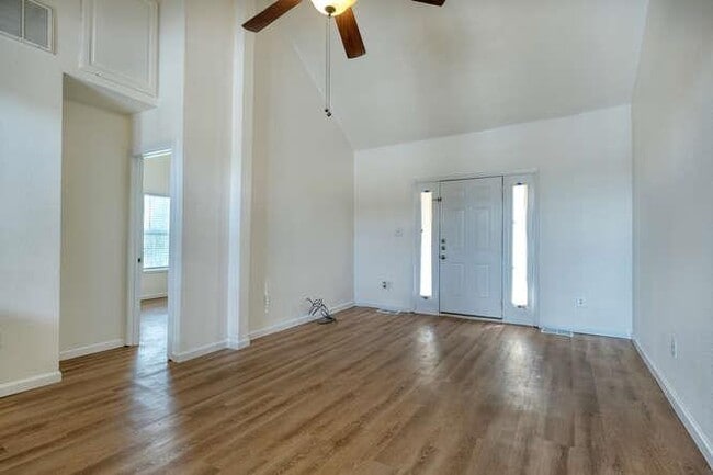 Photo - 14708 Foy Dr