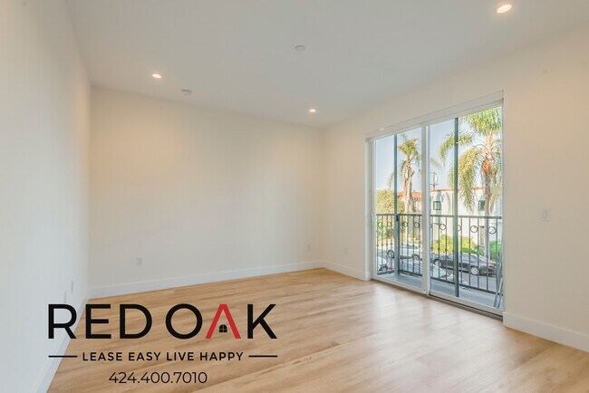 Photo - 1237 S Holt Ave Unit 306