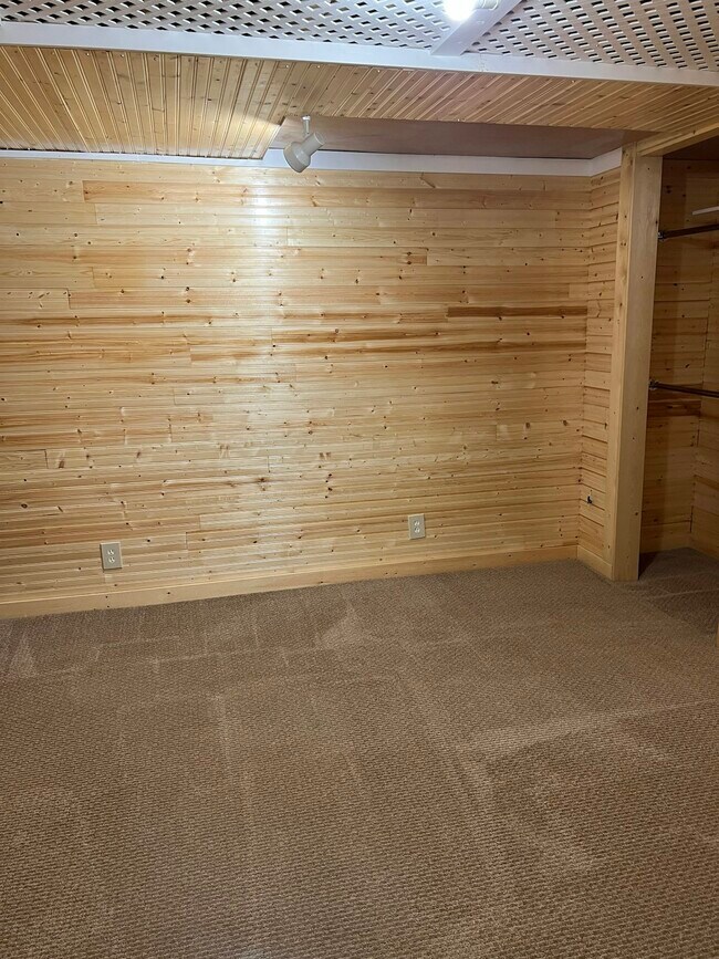 Photo - 102 E Erie St Unit C