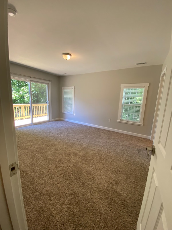 Photo - 220 Archdale Dr