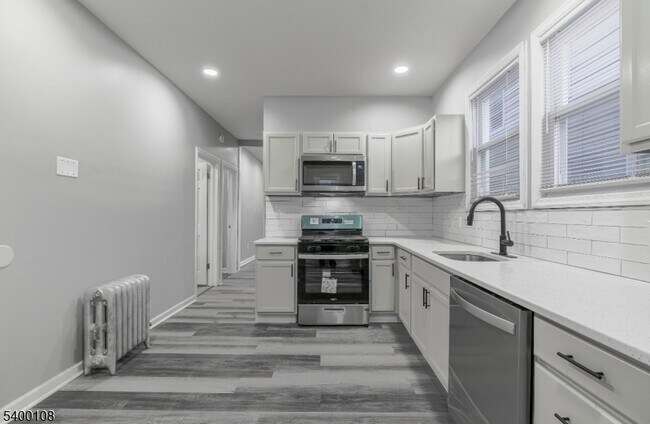 89 Sheridan St