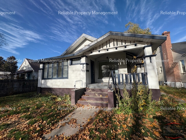 Building Photo - 562 I St