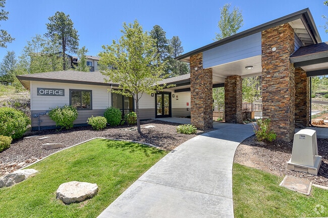 Building Photo - Clear Creek Village Rental