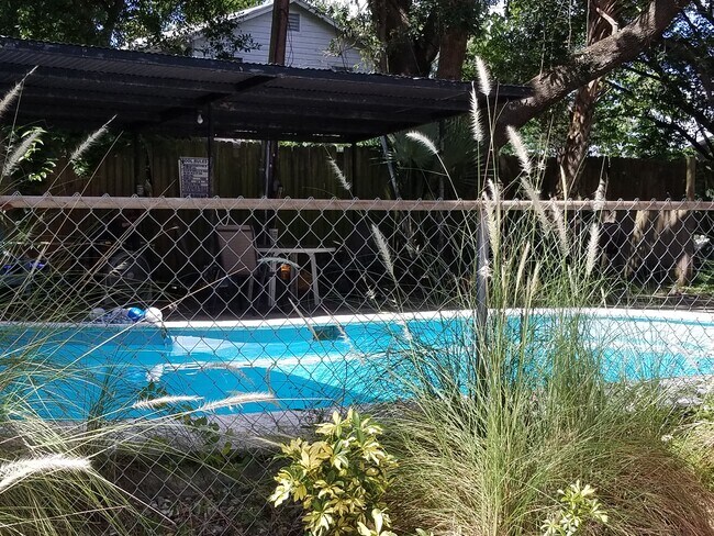Pool