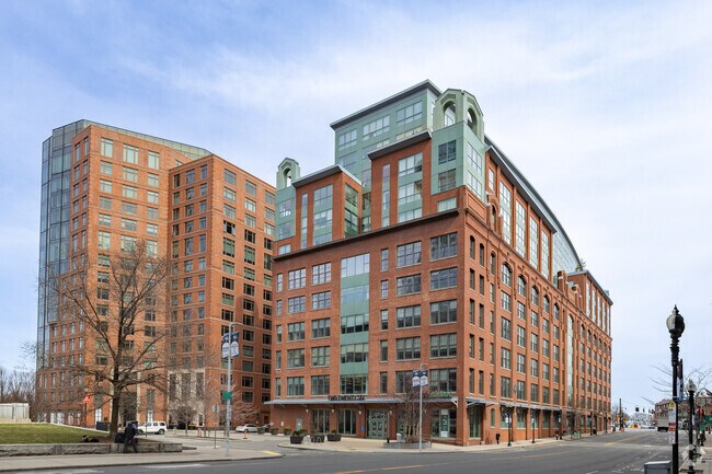 Fotografía del edificio - The Strada 234