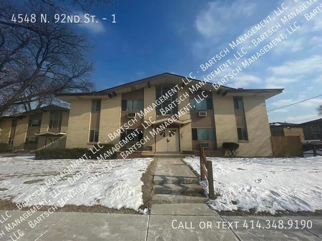 Building Photo - 4548-4562 N 92nd St Unit 1