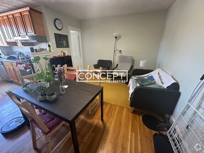 Building Photo - 406 Highland Ave Unit 3 Rental
