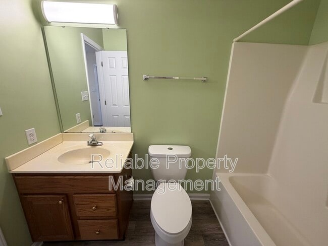 Photo - 361 S Moore St