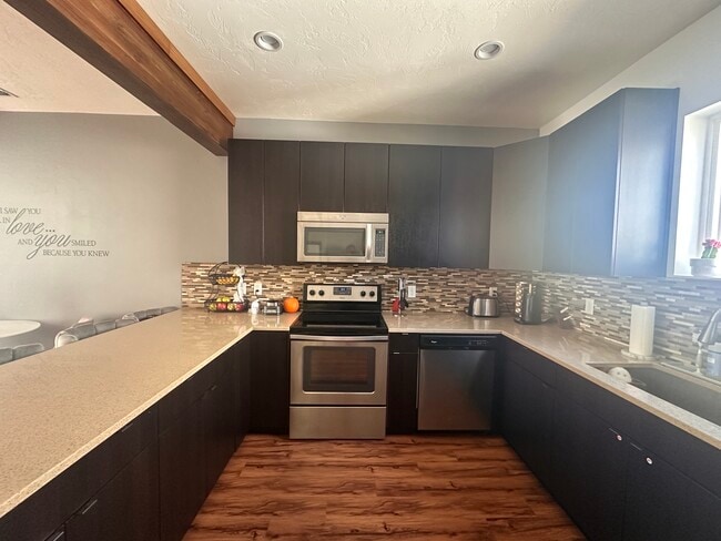 Photo - 1037 W Rooftop Dr