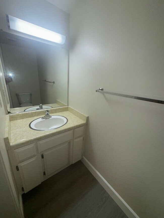 Photo - Cute 2 Bedroom