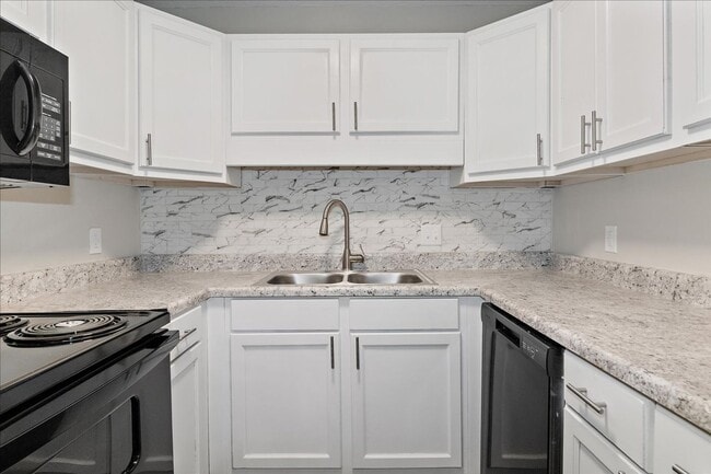 Photo - Orleans Apartments