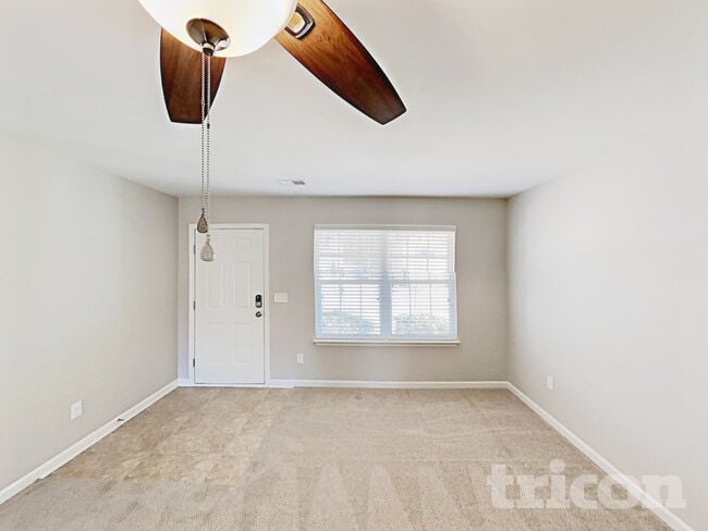 Photo - 4976 Mt Hope Dr