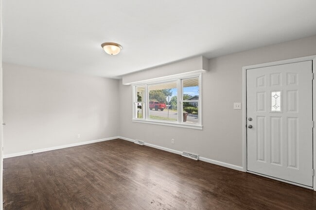 1517 Lincoln Dr