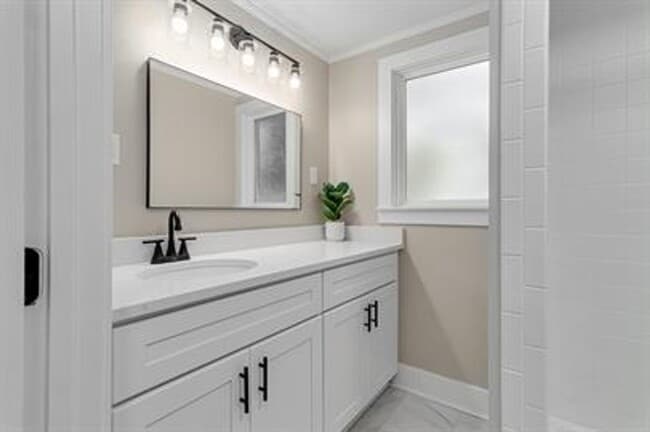 Photo - 730 W Cherry Ave