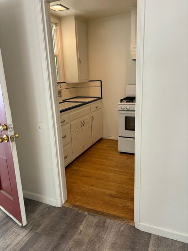 Photo - 821 Vine St Unit #2